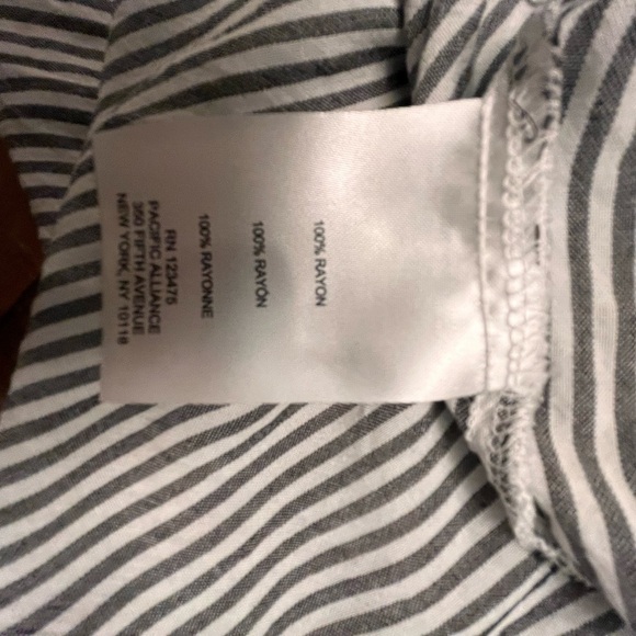 ~Jones NY~ High-Low Blouse - XL - Picture 8 of 8